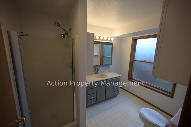 Building Photo - 2+ bed 2 bath home in Dungeness Heights, Sequim