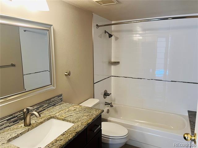 Building Photo - 13961 E Marina Dr