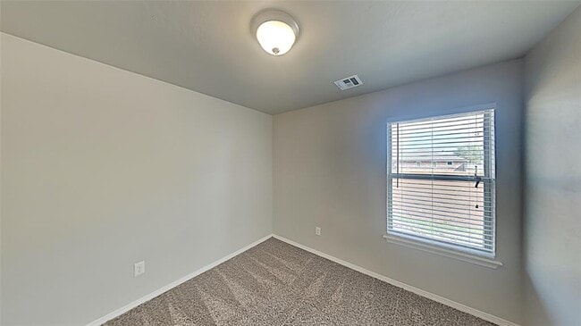 Building Photo - 4601 Oasis Ln