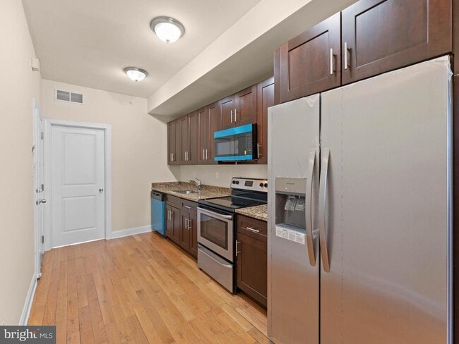 Building Photo - 1813 N 18th St