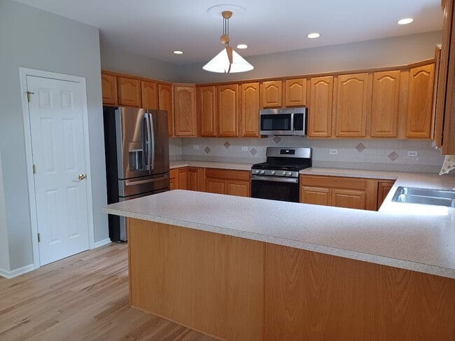 Building Photo - 24463 Tufton St