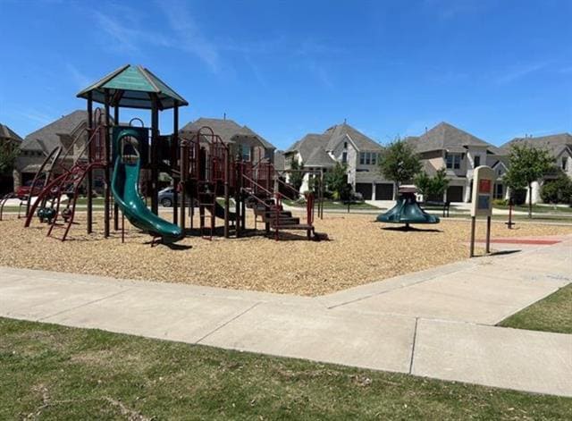 Building Photo - 526 Evergreen Dr