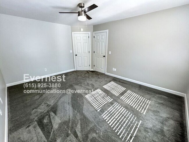 Building Photo - 4-Bedroom, 3.5-Bathroom Home in a Peaceful...
