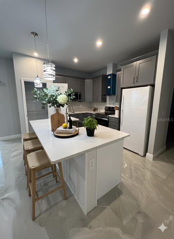 Building Photo - 350 Bowfin Ct