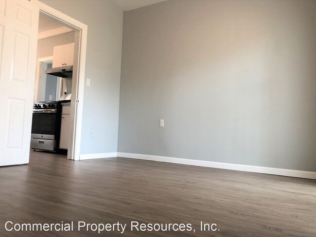 Building Photo - 400 Glen Creek Rd NW