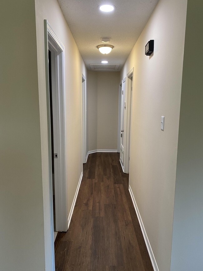Building Photo - 9176 Colt Dr