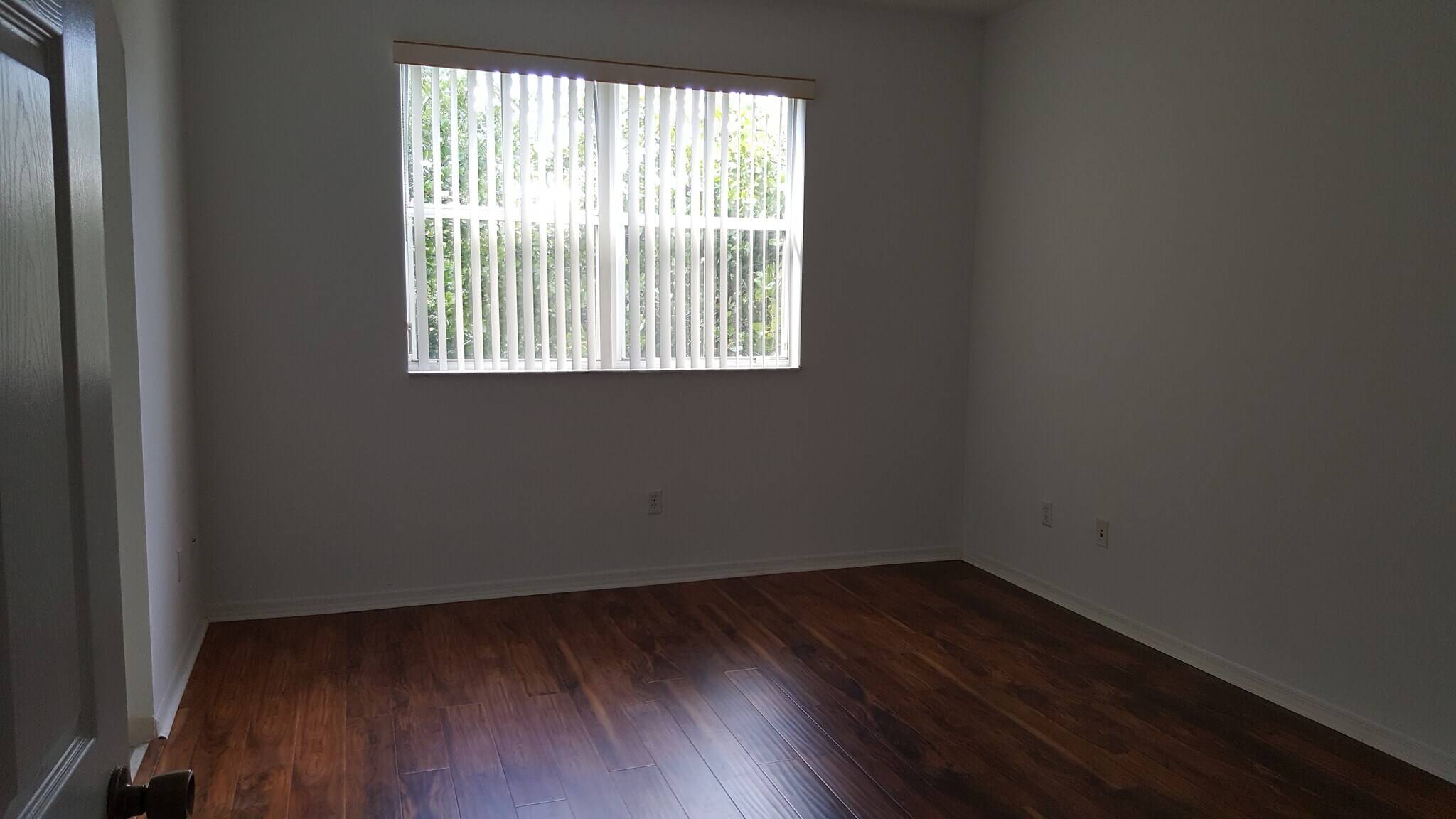 Building Photo - 4929 Windward Way