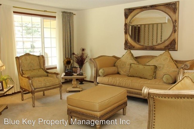 Building Photo - 3 br, 2 bath House - 5890 SW 203rd Ave