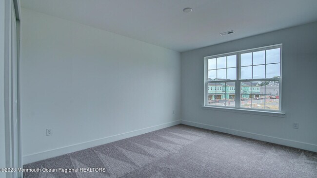 Building Photo - 101 Pilot St