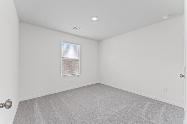 Building Photo - 259 Brazen Frst Trl