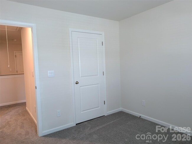 Building Photo - 5132 Hyrule Dr