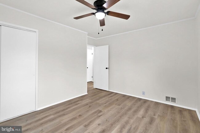 Building Photo - 46423 Franklin Rd