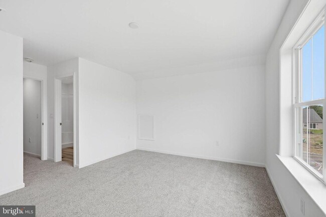 Building Photo - 114 Hillard Fld