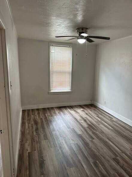 Full-size bedrooms! - 575 N Kansas St