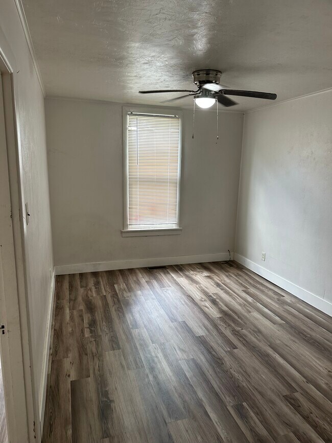 Full-size bedrooms! - 575 N Kansas St