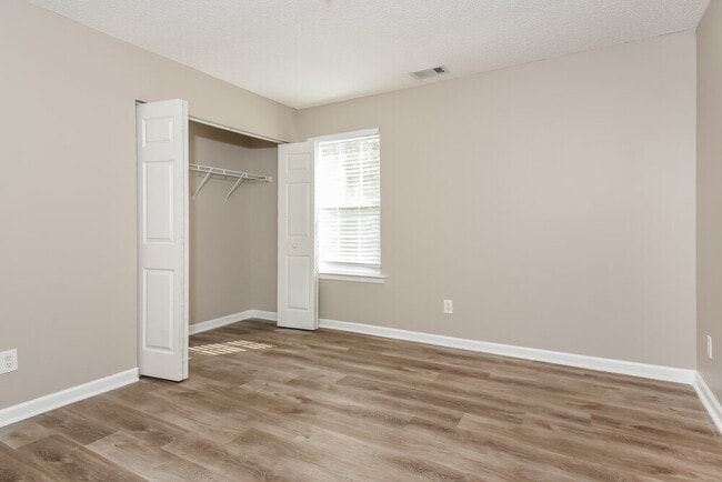 Building Photo - 3033 Sable Run Rd