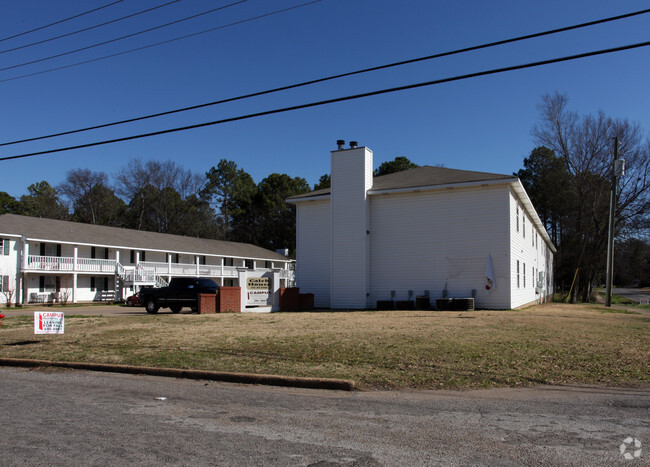 Building Photo - Caleb House