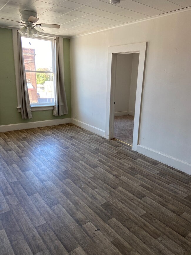 Building Photo - Bakery/Apartment