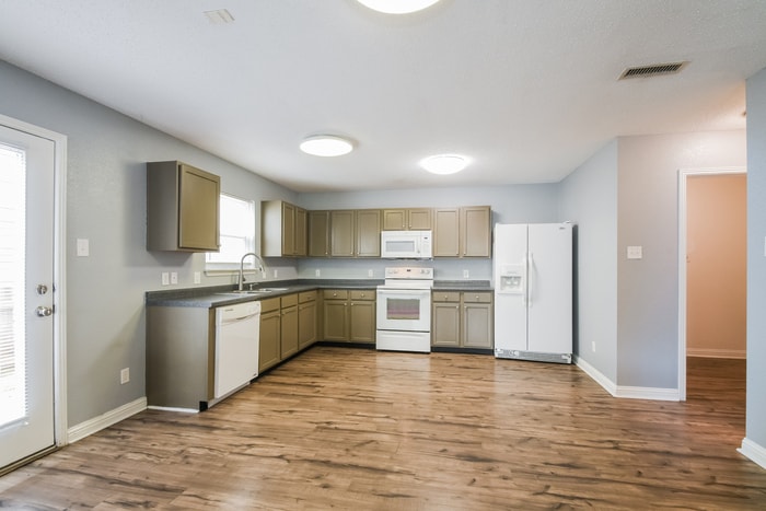 Building Photo - 12681 Justice Crossing