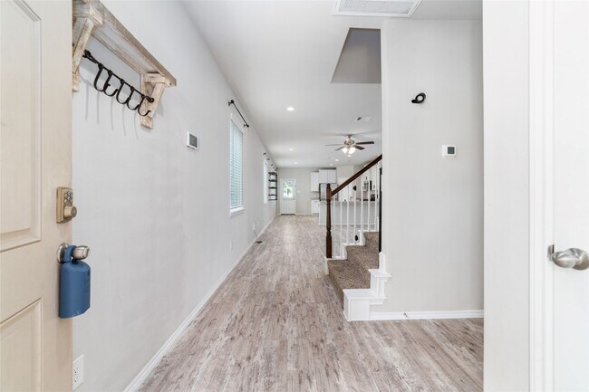 Building Photo - 16451 Rosary Pea Pl