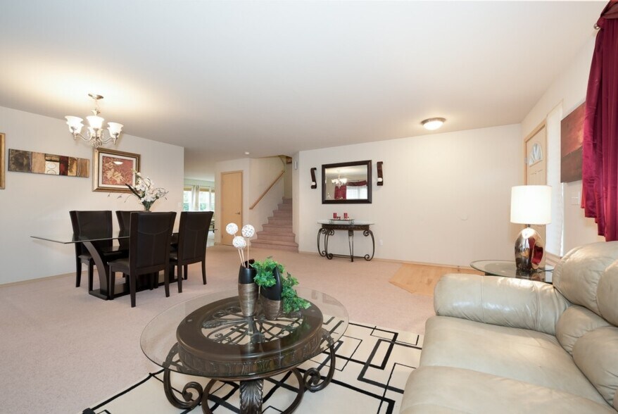 Building Photo - 9414 225th Way NE