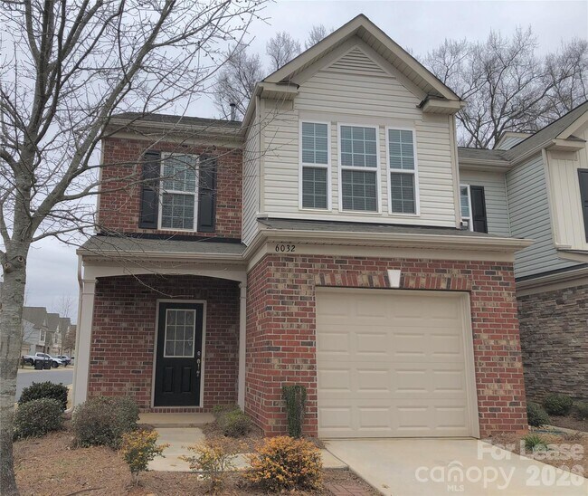 Building Photo - 6032 Carrollton Ln