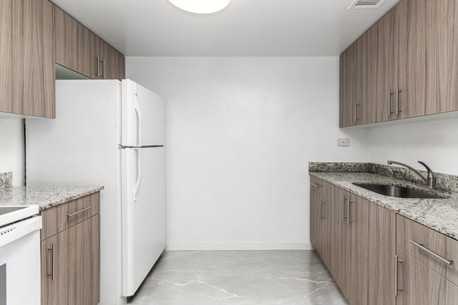 Building Photo - 2bd/1bath with Central AC