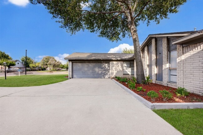 Building Photo - 16603 Kieth Harrow Blvd