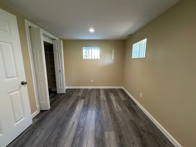 Building Photo - Adorable home on the NE side of Grand Rapids!