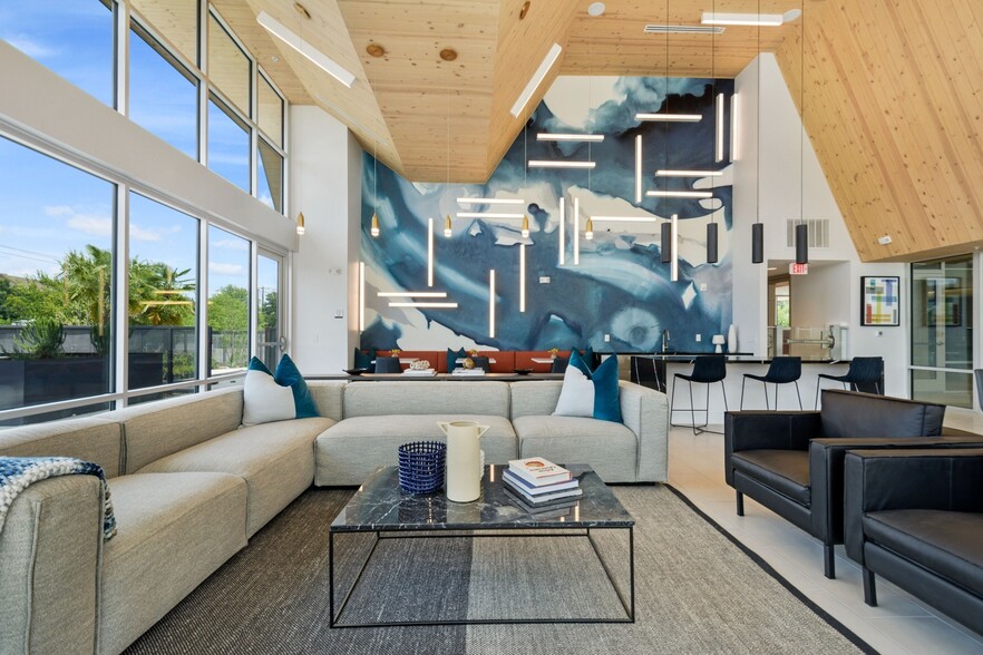 Clubhouse Lobby - Bexley SoCo