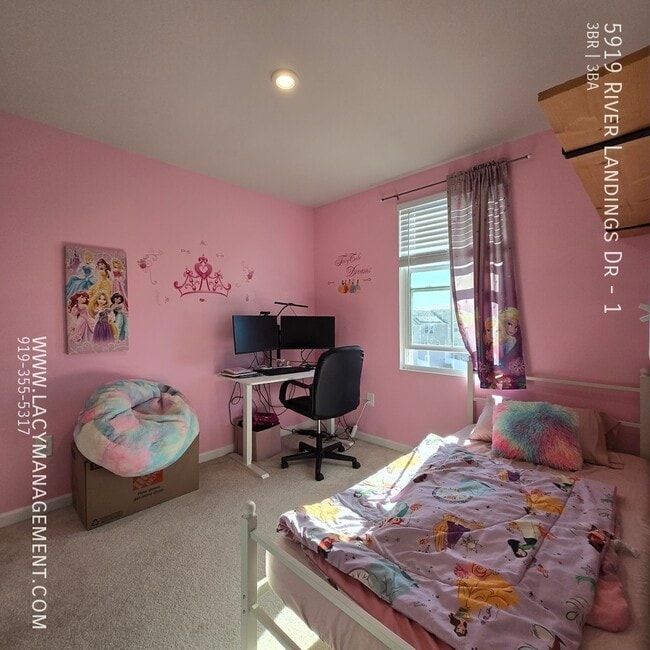 Building Photo - 5919 River Landings Dr