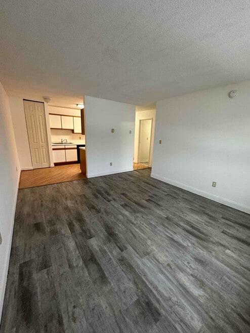 Building Photo - 1508 State Hwy 1