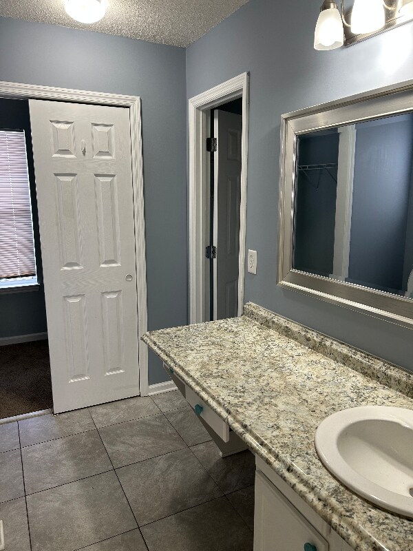 Building Photo - 305 Rose Marie Ln