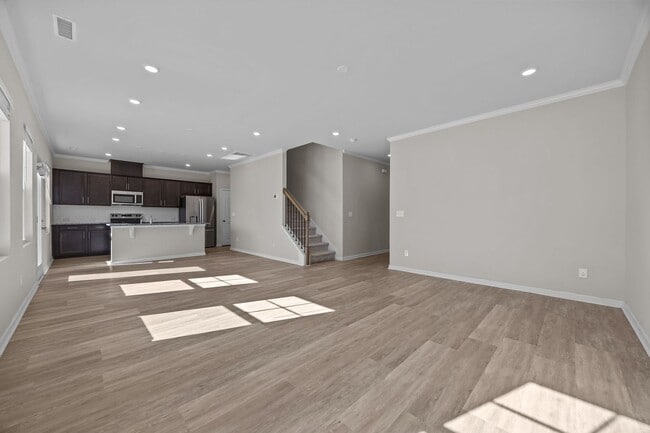 Building Photo - Small-Town Comfort Meets City Convenience | 2-Story Home for Rent | 4 Bedrooms, 2.5 Baths