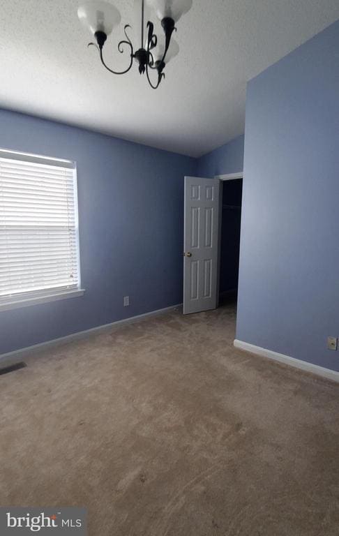 Building Photo - 8202 Catbird Cir