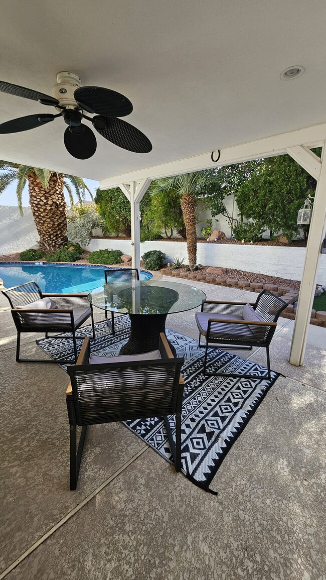 Building Photo - 7701 Donald Nelson Ave