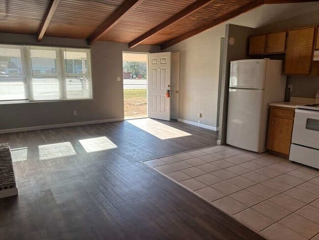 Building Photo - 4010 Legion Rd