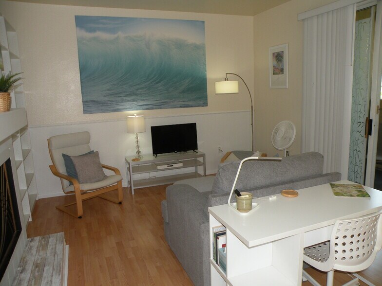 living room - 8680 New Salem St