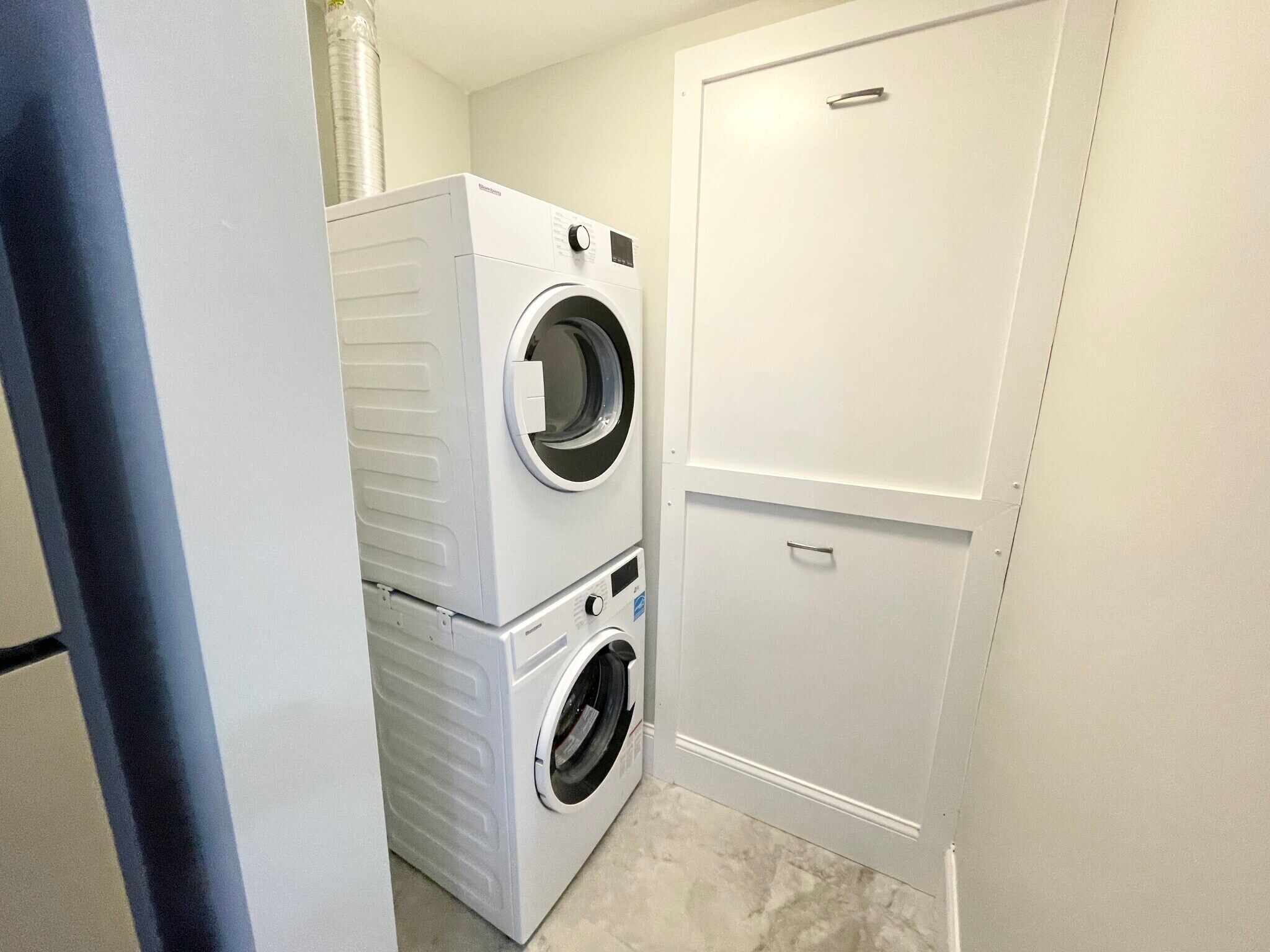 Building Photo - 5 Saint Margaret St