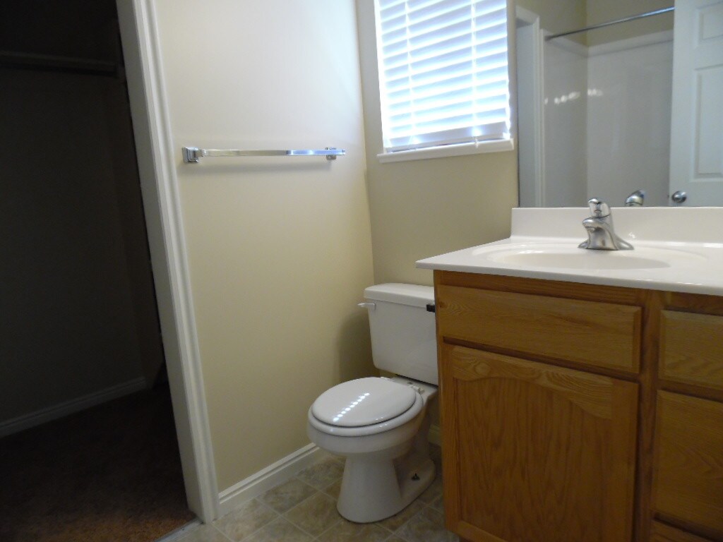 Building Photo - 2635 W 4100 S