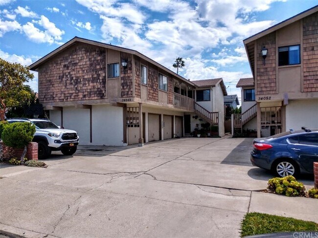 Building Photo - 34042 Alcazar Dr