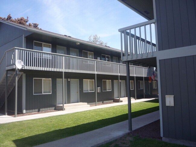 Building Photo - Modern Updates Without The Overdone Price Tag!