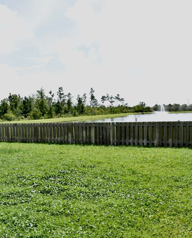 Building Photo - Beautiful waterfront Brick Home in Andrews Plantation.