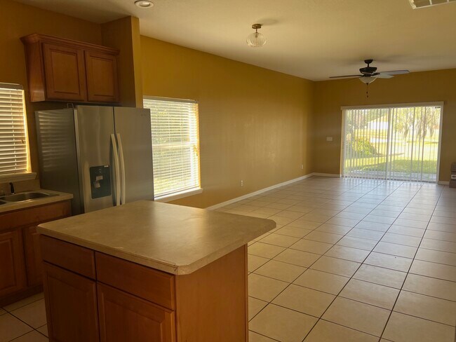 Building Photo - 4359 Spring Blossom Dr