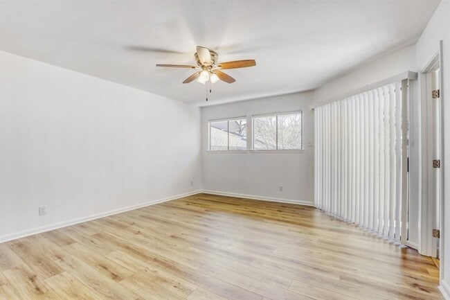 Building Photo - 8126 Ceberry Dr