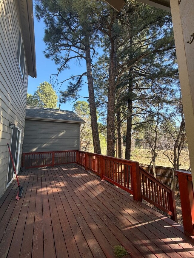 Building Photo - Mt Elden Villas: Large Townhome - 3 Bedroom 2.5 Bath - $3,000