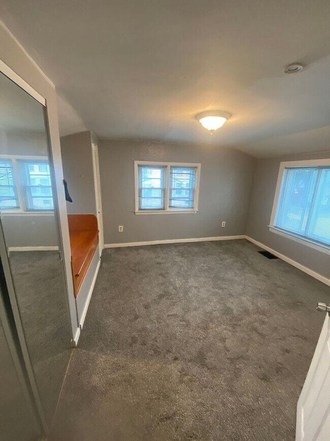 Building Photo - Beautiful three bed, 1.5 bath single-family home for rent with inground pool