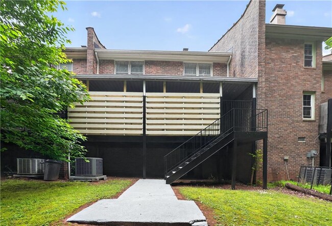 Building Photo - 105 Glen Acres Ct