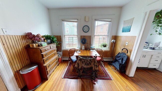 Building Photo - Spacious 2BR on Science Hill | Huge Kitchen & Living Area | Near Yale