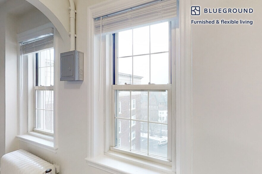 Building Photo - 1401 Beacon St